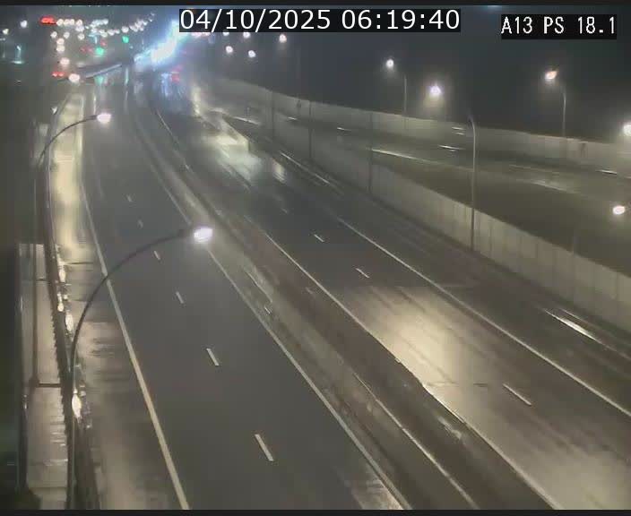 <h2>Traffic live webcam Luxembourg Dudelange - A13 direction Croix de Bettembourg - BK 18.1</h2>