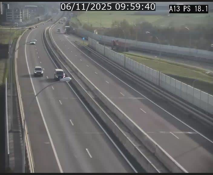 Traffic live webcam Luxembourg Dudelange - A13 direction Croix de Bettembourg - BK 18.1