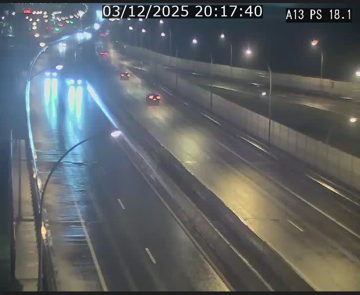 <h2>Traffic live webcam Luxembourg Dudelange - A13 direction Croix de Bettembourg - BK 18.1</h2>