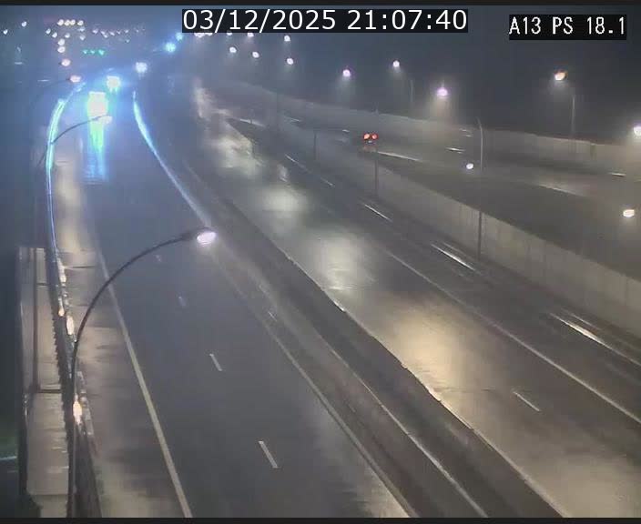 <h2>Traffic live webcam Luxembourg Dudelange - A13 direction Croix de Bettembourg - BK 18.1</h2>