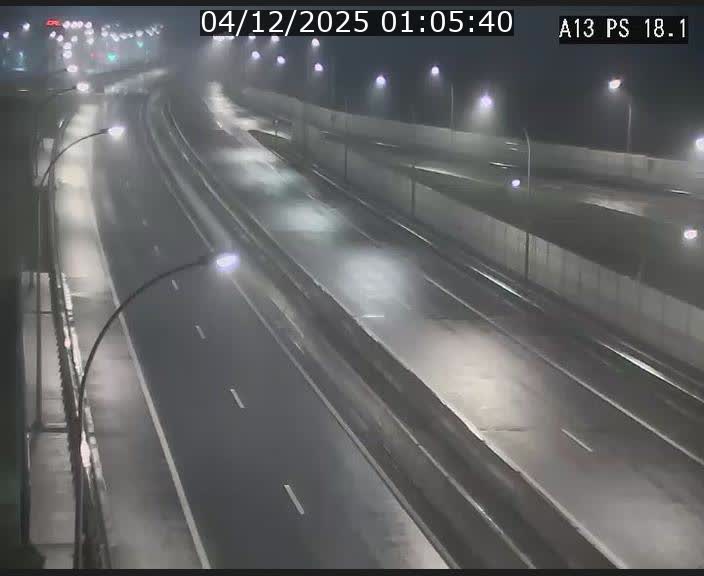 <h2>Traffic live webcam Luxembourg Dudelange - A13 direction Croix de Bettembourg - BK 18.1</h2>