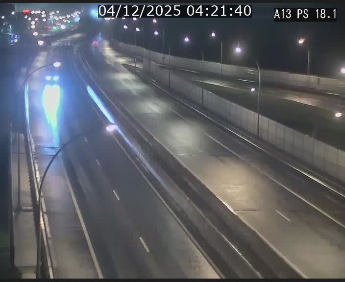 <h2>Traffic live webcam Luxembourg Dudelange - A13 direction Croix de Bettembourg - BK 18.1</h2>