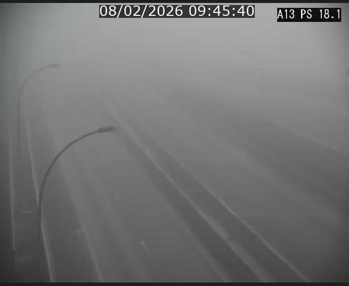 <h2>Traffic live webcam Luxembourg Dudelange - A13 direction Croix de Bettembourg - BK 18.1</h2>