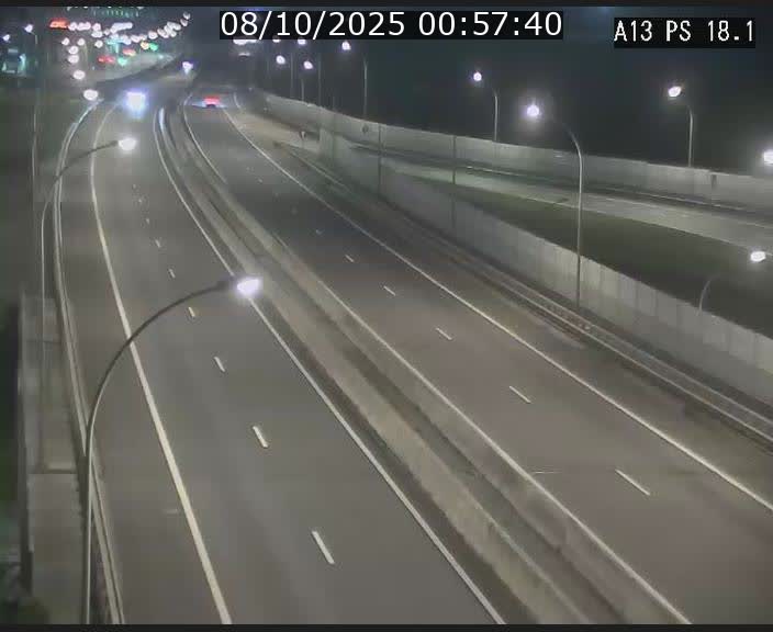 <h2>Traffic live webcam Luxembourg Dudelange - A13 direction Croix de Bettembourg - BK 18.1</h2>
