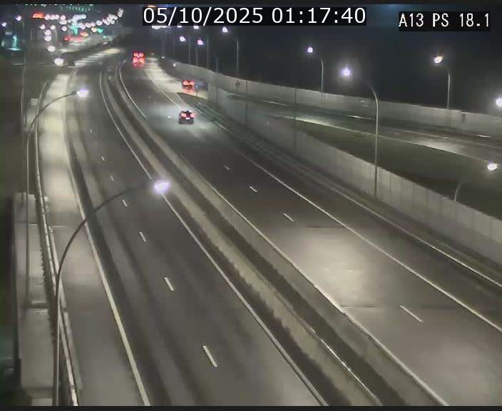 <h2>Traffic live webcam Luxembourg Dudelange - A13 direction Croix de Bettembourg - BK 18.1</h2>