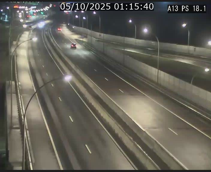 <h2>Traffic live webcam Luxembourg Dudelange - A13 direction Croix de Bettembourg - BK 18.1</h2>