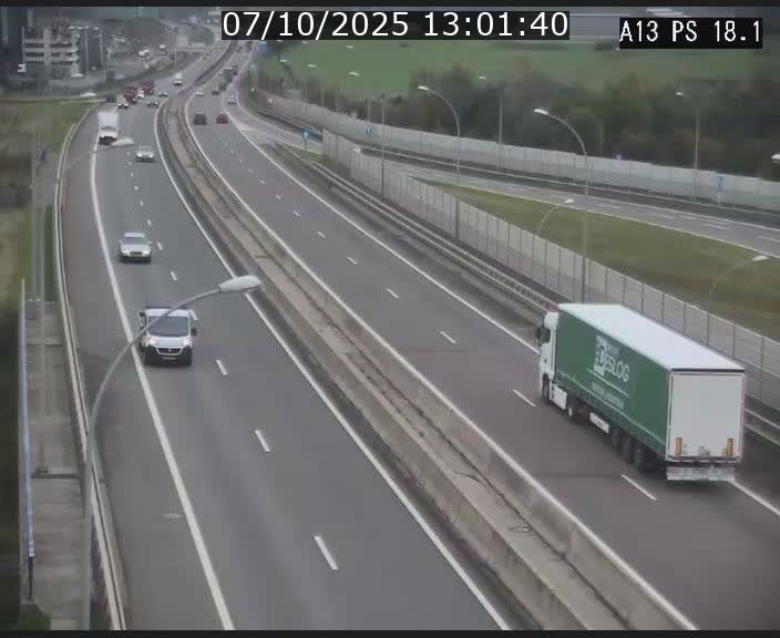 <h2>Traffic live webcam Luxembourg Dudelange - A13 direction Croix de Bettembourg - BK 18.1</h2>