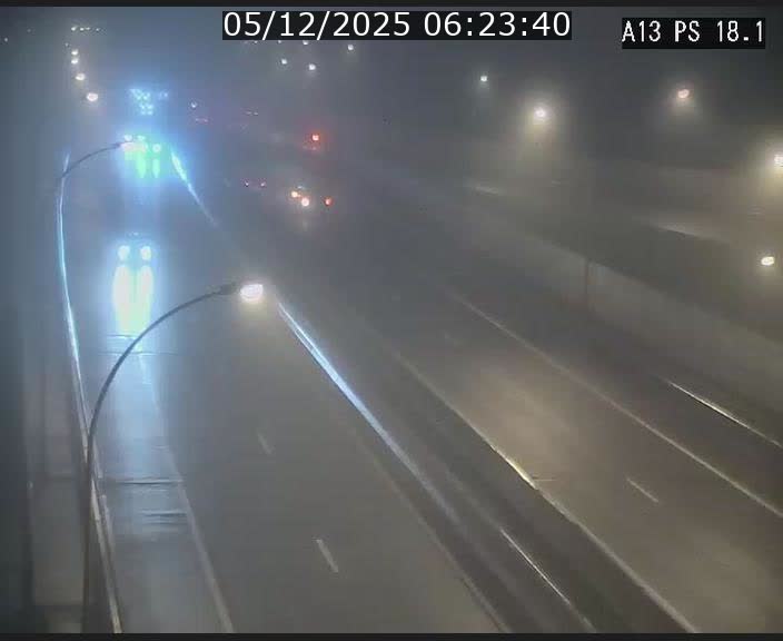 <h2>Traffic live webcam Luxembourg Dudelange - A13 direction Croix de Bettembourg - BK 18.1</h2>