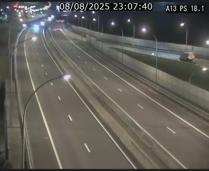<h2>Traffic live webcam Luxembourg Dudelange - A13 direction Croix de Bettembourg - BK 18.1</h2>