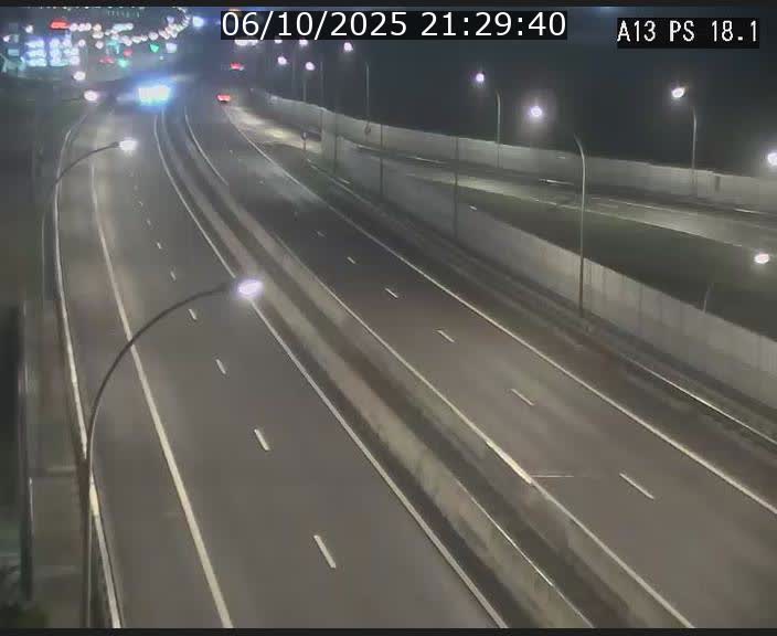 <h2>Traffic live webcam Luxembourg Dudelange - A13 direction Croix de Bettembourg - BK 18.1</h2>