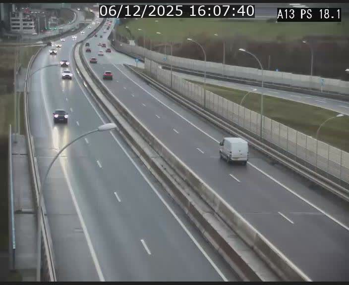 <h2>Traffic live webcam Luxembourg Dudelange - A13 direction Croix de Bettembourg - BK 18.1</h2>