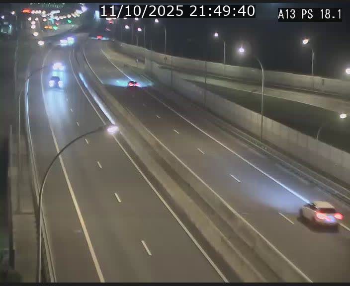 <h2>Traffic live webcam Luxembourg Dudelange - A13 direction Croix de Bettembourg - BK 18.1</h2>