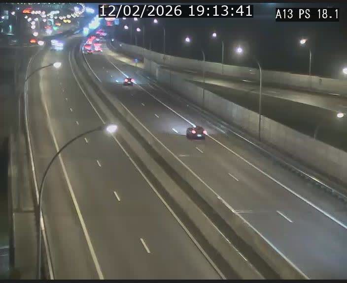 <h2>Traffic live webcam Luxembourg Dudelange - A13 direction Croix de Bettembourg - BK 18.1</h2>