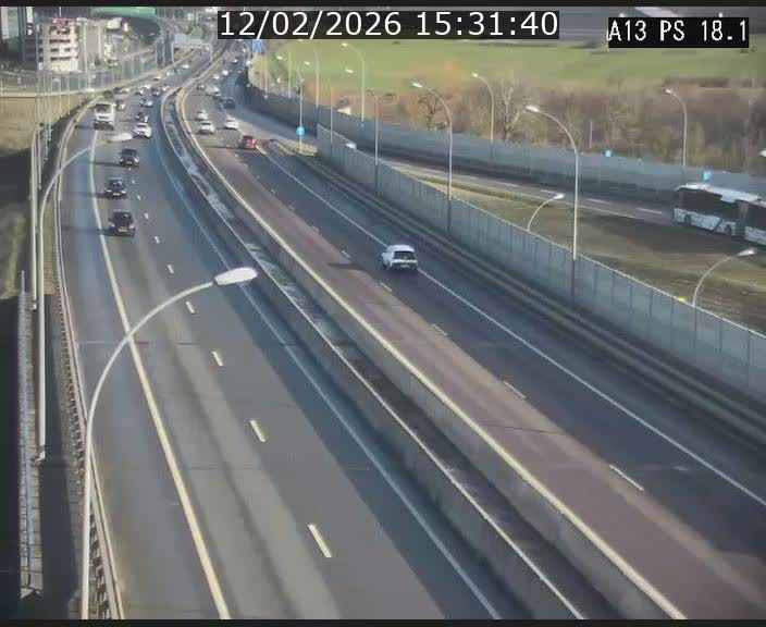 <h2>Traffic live webcam Luxembourg Dudelange - A13 direction Croix de Bettembourg - BK 18.1</h2>