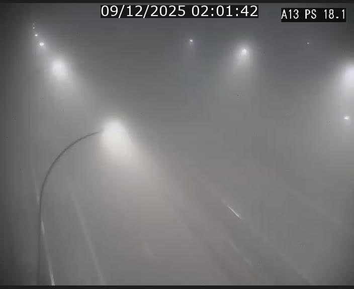 <h2>Traffic live webcam Luxembourg Dudelange - A13 direction Croix de Bettembourg - BK 18.1</h2>