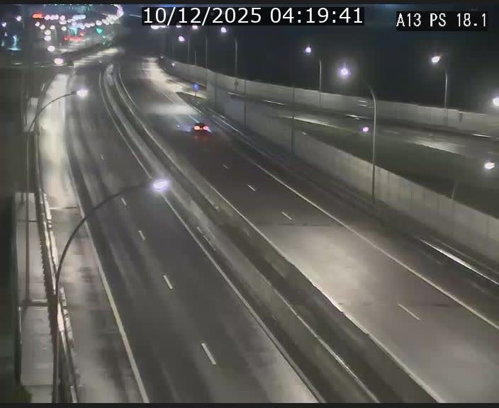 <h2>Traffic live webcam Luxembourg Dudelange - A13 direction Croix de Bettembourg - BK 18.1</h2>