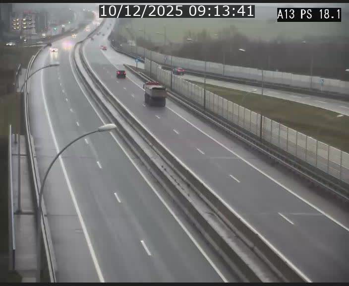 <h2>Traffic live webcam Luxembourg Dudelange - A13 direction Croix de Bettembourg - BK 18.1</h2>