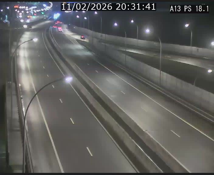 <h2>Traffic live webcam Luxembourg Dudelange - A13 direction Croix de Bettembourg - BK 18.1</h2>