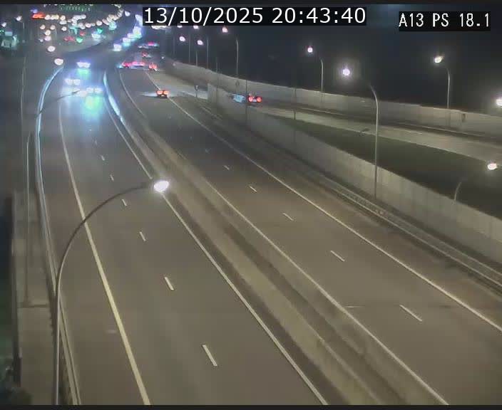<h2>Traffic live webcam Luxembourg Dudelange - A13 direction Croix de Bettembourg - BK 18.1</h2>