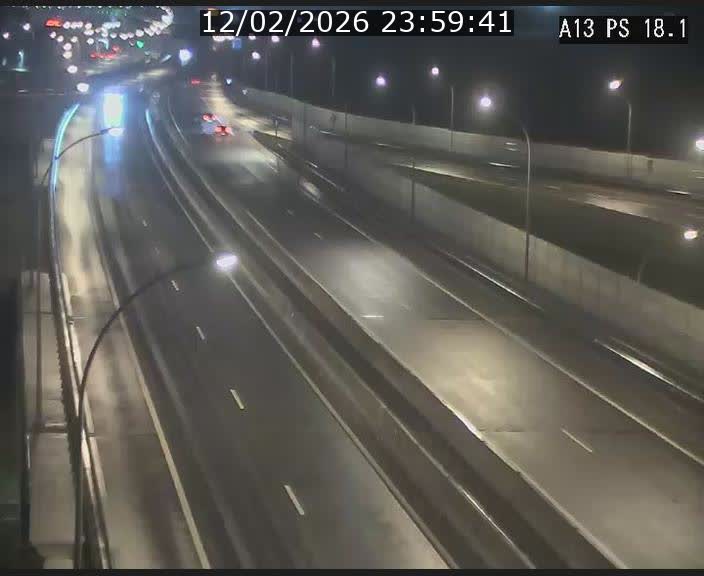 <h2>Traffic live webcam Luxembourg Dudelange - A13 direction Croix de Bettembourg - BK 18.1</h2>