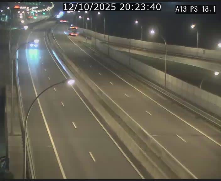 <h2>Traffic live webcam Luxembourg Dudelange - A13 direction Croix de Bettembourg - BK 18.1</h2>
