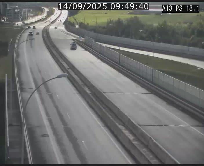 Traffic live webcam Luxembourg Dudelange - A13 direction Croix de Bettembourg - BK 18.1