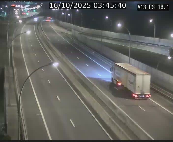 Traffic live webcam Luxembourg Dudelange - A13 direction Croix de Bettembourg - BK 18.1