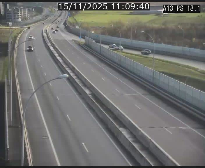 <h2>Traffic live webcam Luxembourg Dudelange - A13 direction Croix de Bettembourg - BK 18.1</h2>