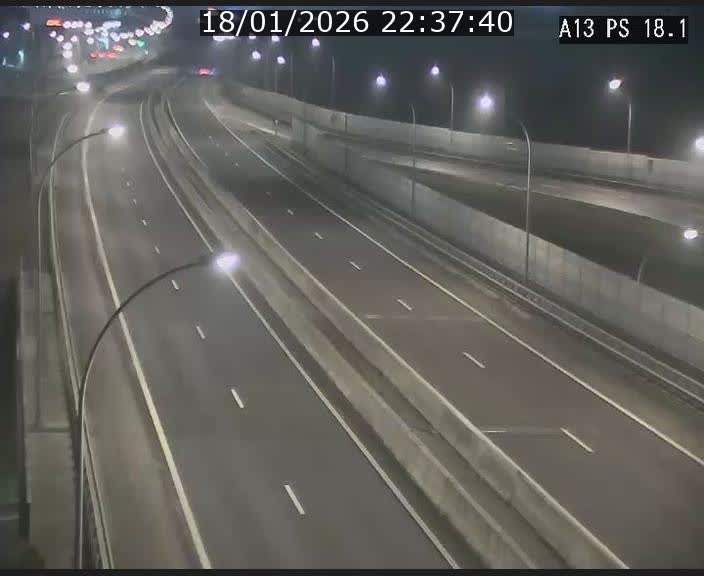 Traffic live webcam Luxembourg Dudelange - A13 direction Croix de Bettembourg - BK 18.1