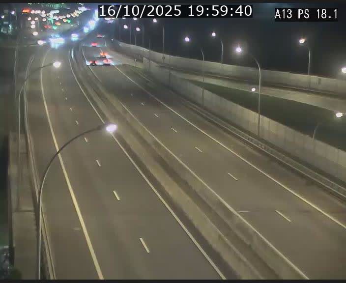 <h2>Traffic live webcam Luxembourg Dudelange - A13 direction Croix de Bettembourg - BK 18.1</h2>