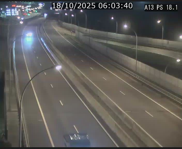 <h2>Traffic live webcam Luxembourg Dudelange - A13 direction Croix de Bettembourg - BK 18.1</h2>