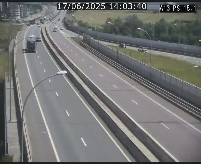 Traffic live webcam Luxembourg Dudelange - A13 direction Croix de Bettembourg - BK 18.1