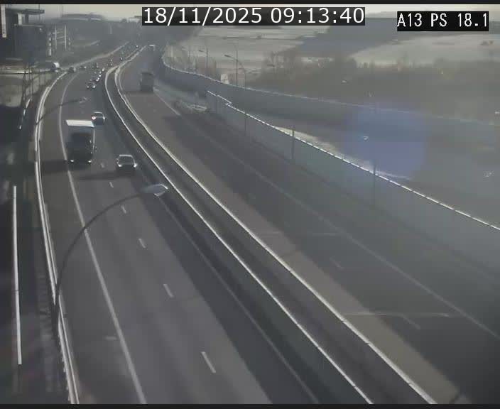 Traffic live webcam Luxembourg Dudelange - A13 direction Croix de Bettembourg - BK 18.1