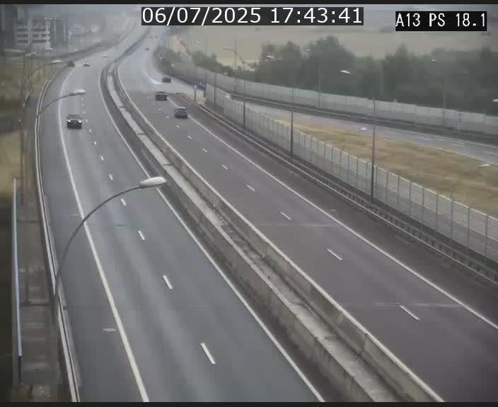 Traffic live webcam Luxembourg Dudelange - A13 direction Croix de Bettembourg - BK 18.1