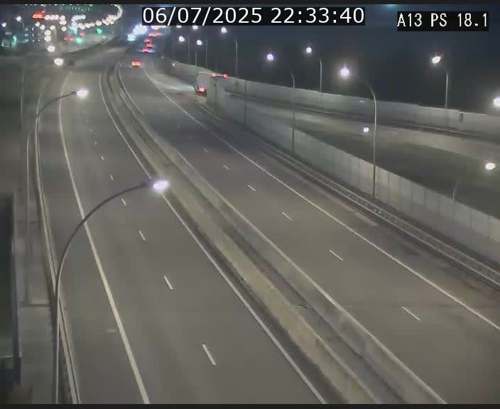 Traffic live webcam Luxembourg Dudelange - A13 direction Croix de Bettembourg - BK 18.1