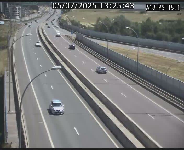 Traffic live webcam Luxembourg Dudelange - A13 direction Croix de Bettembourg - BK 18.1