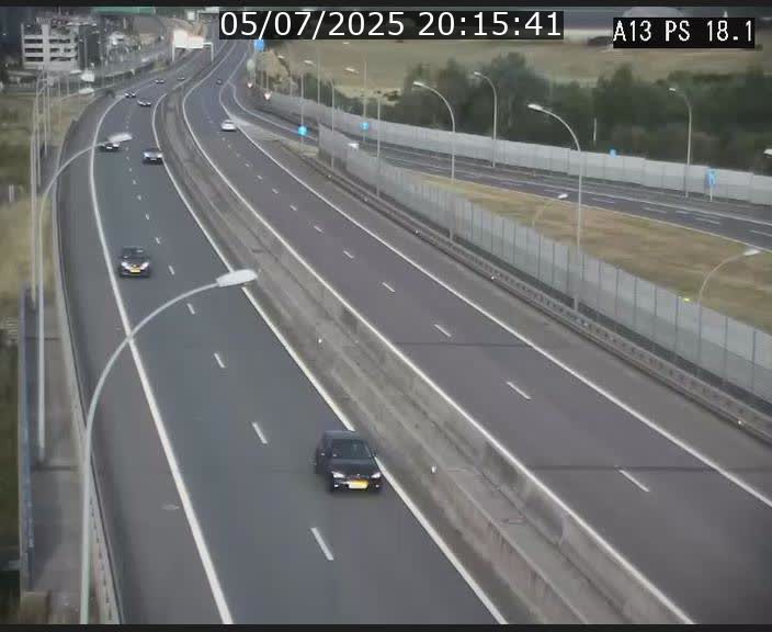 Traffic live webcam Luxembourg Dudelange - A13 direction Croix de Bettembourg - BK 18.1
