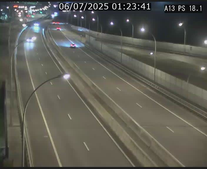Traffic live webcam Luxembourg Dudelange - A13 direction Croix de Bettembourg - BK 18.1