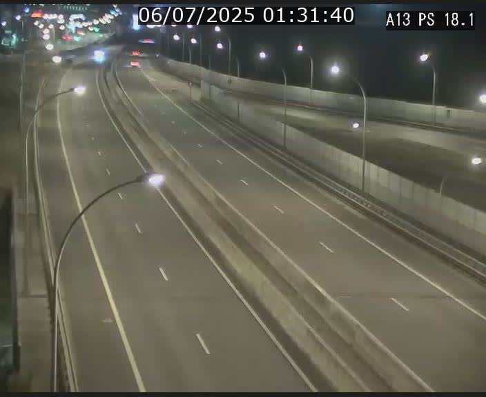 Traffic live webcam Luxembourg Dudelange - A13 direction Croix de Bettembourg - BK 18.1