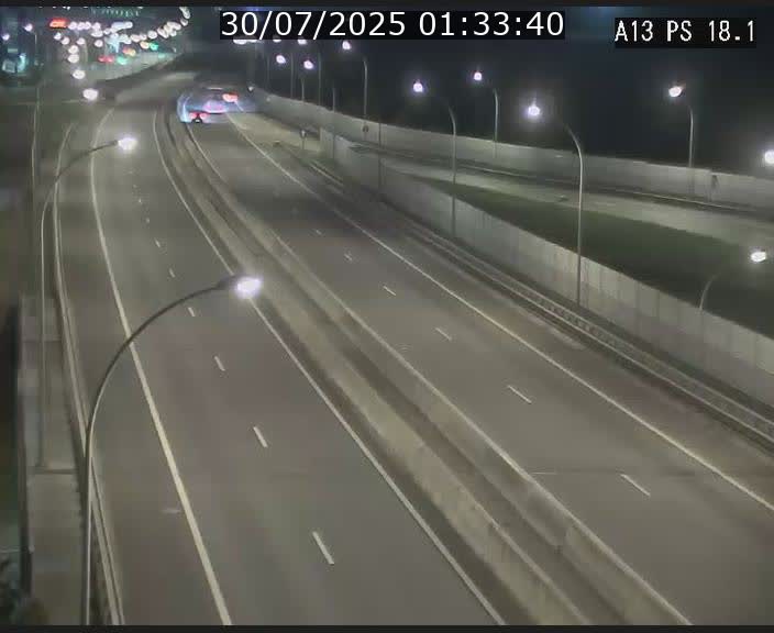 Traffic live webcam Luxembourg Dudelange - A13 direction Croix de Bettembourg - BK 18.1
