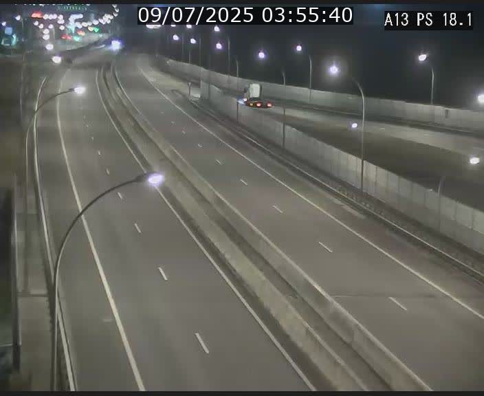 Traffic live webcam Luxembourg Dudelange - A13 direction Croix de Bettembourg - BK 18.1