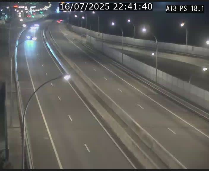 Traffic live webcam Luxembourg Dudelange - A13 direction Croix de Bettembourg - BK 18.1