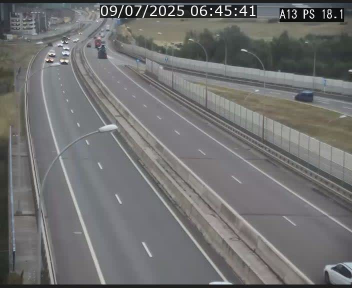Traffic live webcam Luxembourg Dudelange - A13 direction Croix de Bettembourg - BK 18.1