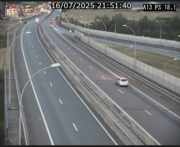 Traffic live webcam Luxembourg Dudelange - A13 direction Croix de Bettembourg - BK 18.1