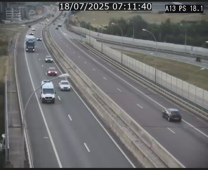 Traffic live webcam Luxembourg Dudelange - A13 direction Croix de Bettembourg - BK 18.1