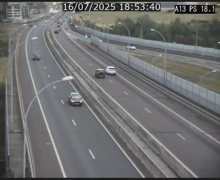 Traffic live webcam Luxembourg Dudelange - A13 direction Croix de Bettembourg - BK 18.1