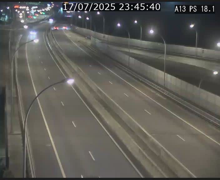 Traffic live webcam Luxembourg Dudelange - A13 direction Croix de Bettembourg - BK 18.1