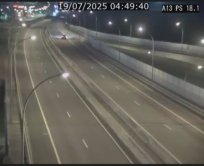Traffic live webcam Luxembourg Dudelange - A13 direction Croix de Bettembourg - BK 18.1