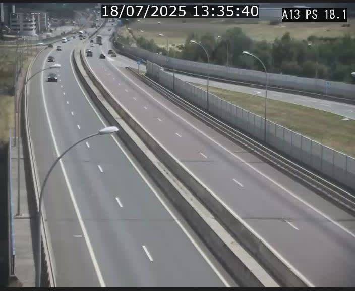 Traffic live webcam Luxembourg Dudelange - A13 direction Croix de Bettembourg - BK 18.1