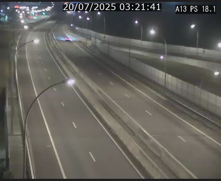 Traffic live webcam Luxembourg Dudelange - A13 direction Croix de Bettembourg - BK 18.1